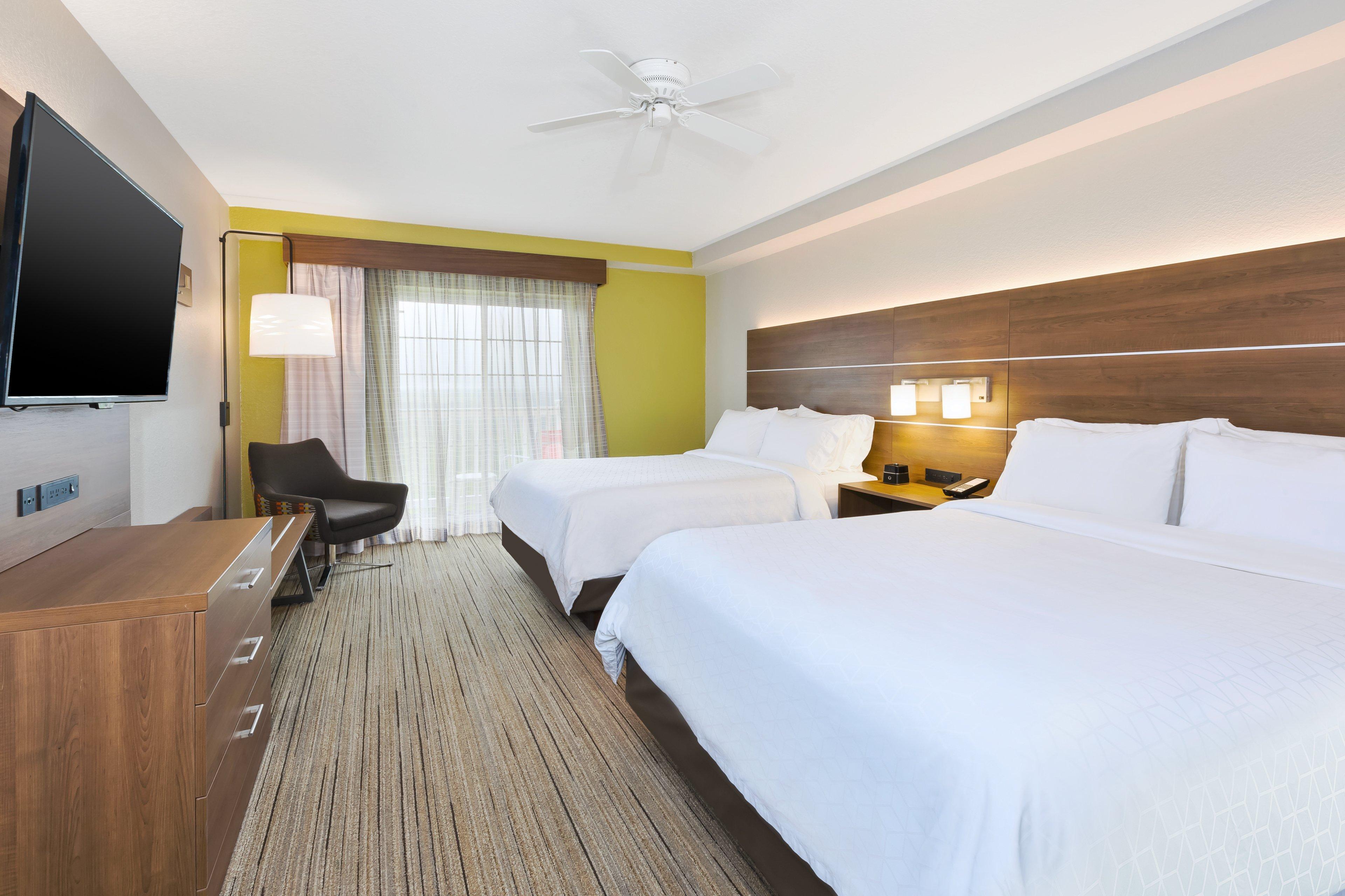 Holiday Inn Express Hotel & Suites Petoskey By Ihg מראה חיצוני תמונה